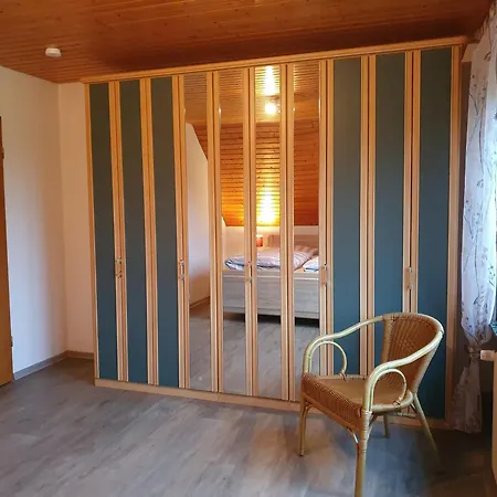 Luisa 35607 דירה Uplengen